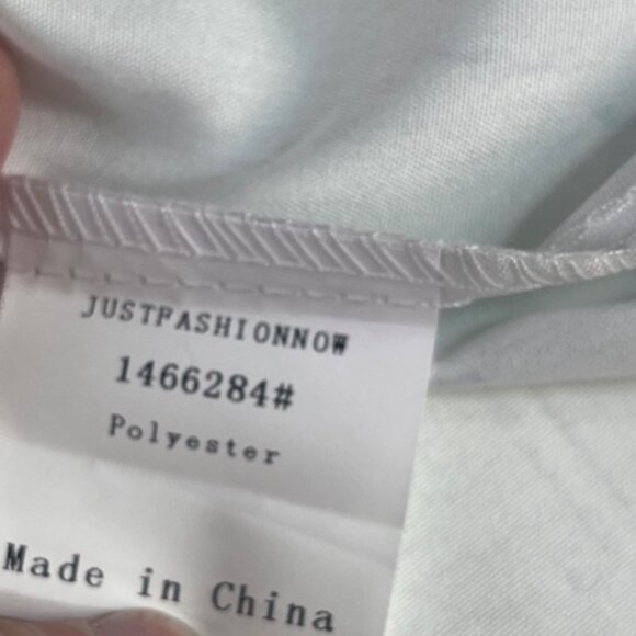 JustFashionNow Short Sleeve Shirt Womens Large Multicolor New Abstract Print - Picture 7 of 10